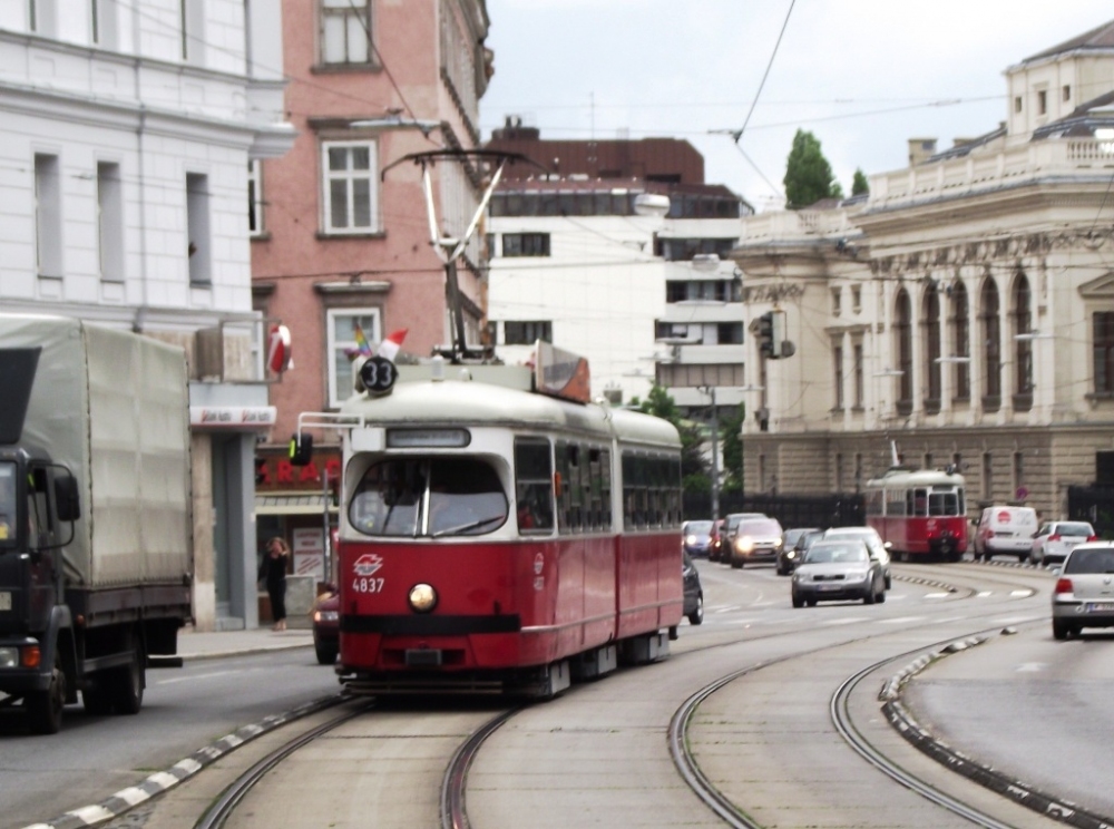 4837 - Linie 33