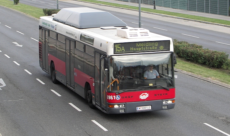 NL 205 M12 - 8961 - 002