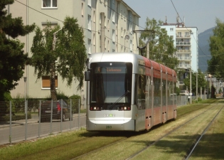 Variobahn 203 - Linie 4