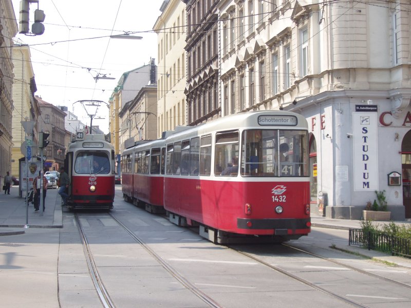 E2 4016 und c5 1432 auf Linie 41