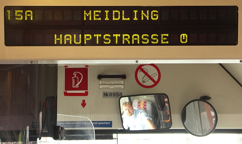 NL 205 M12 - 8958 - 002