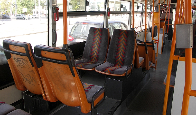 NL 205 M12 - 8951 - 003