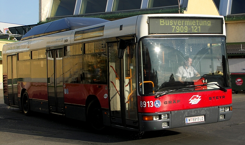 NL 205 M12 - 8913 - 003