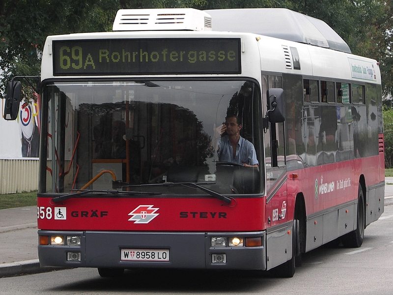 NL 205 M12 - 8958 - 003
