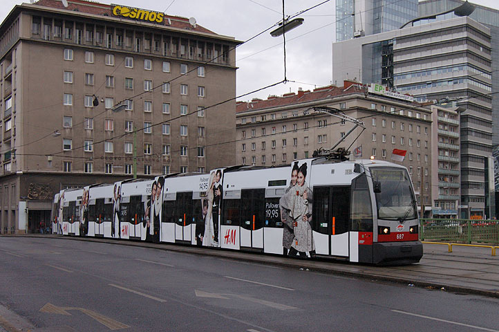 687 (H&M) - Bild 01