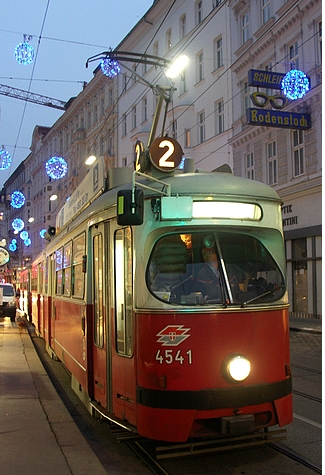 Weihnachtsbeleuchtg 2011-017