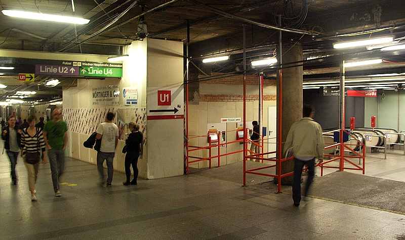 Karlsplatz-Passage 016