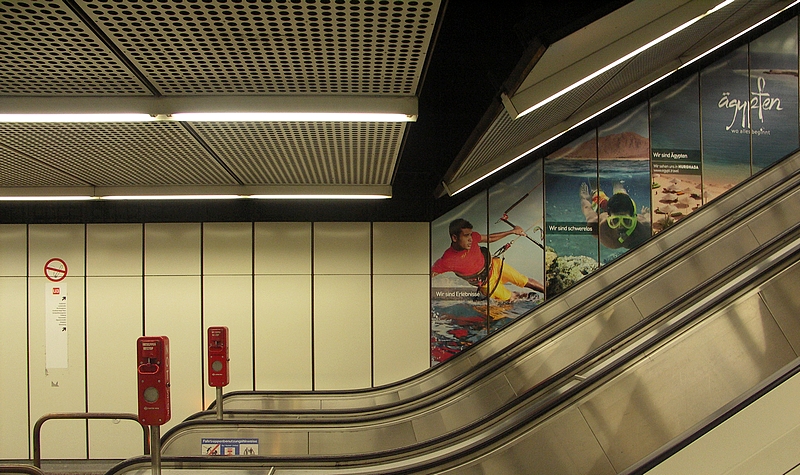 Station Branding - 002