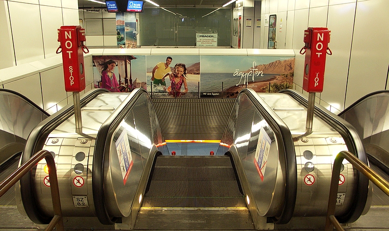 Station Branding - 006