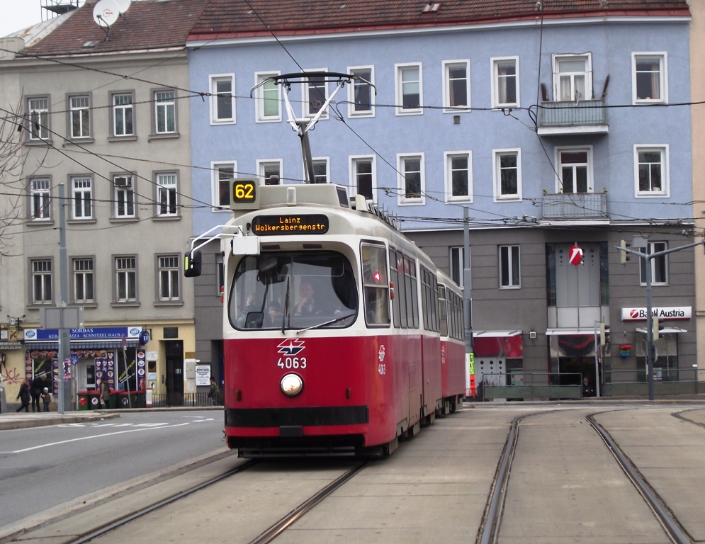 4063 - Linie 62