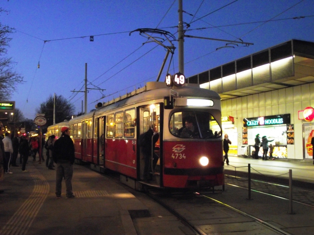 4734 - Linie 49