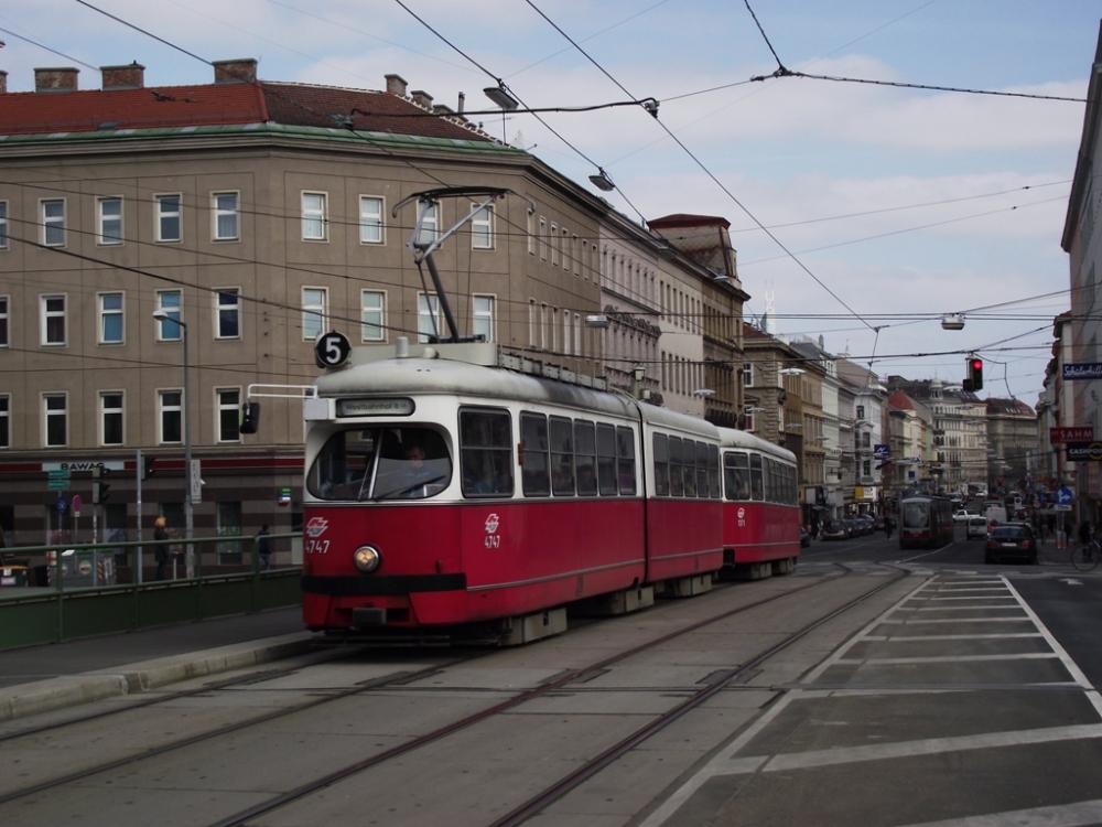 4747 - Linie 5