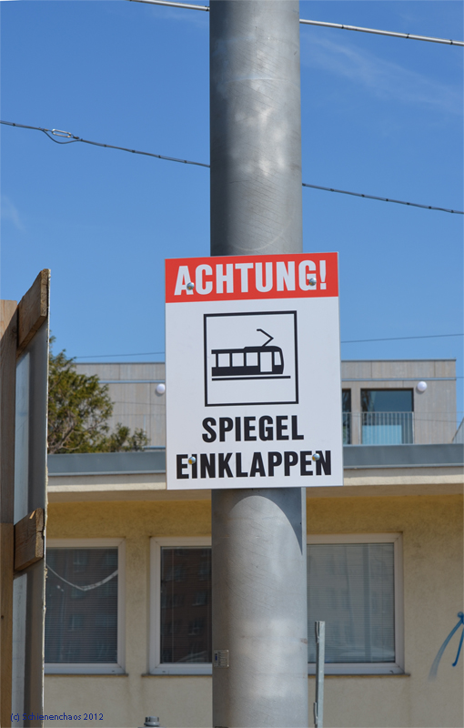 Spiegel einklappen