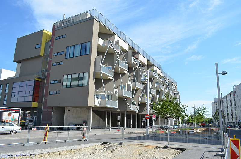 2012-05-18 _ Bauarbeiten Linie 25neu Tokiostraße