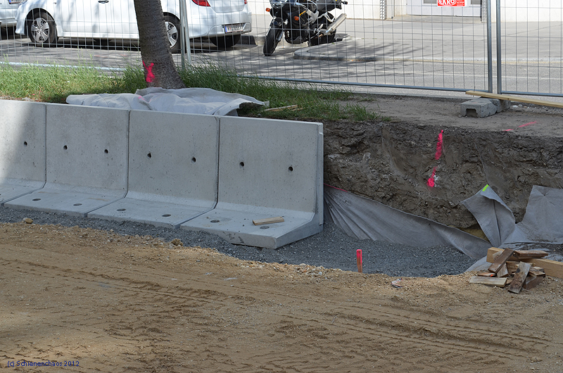 2012-05-18 _ Bauarbeiten Linie 25neu Tokiostraße