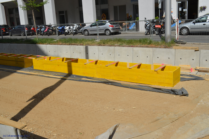 2012-05-18 _ Bauarbeiten Linie 25neu Tokiostraße
