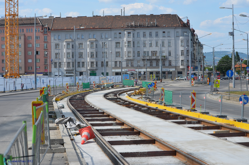 2012-05-27 _ Linie Dneu Hauptbahnhof