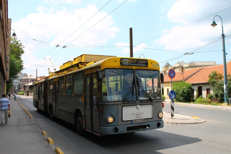 4128 Linie 686