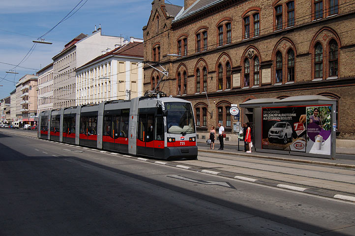 735 (68)