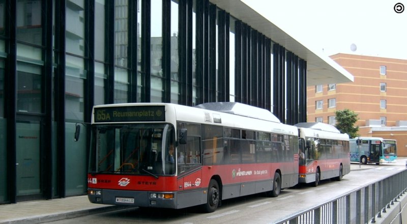 65A 8944 8933