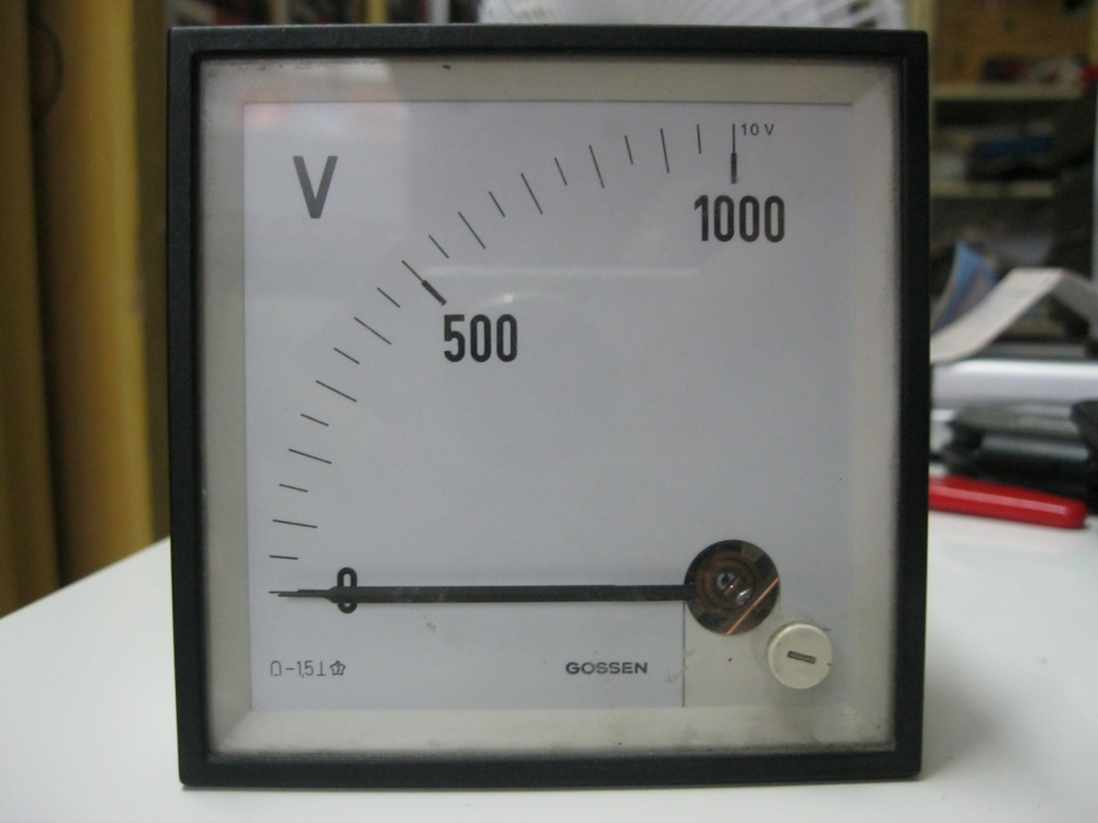 Voltmeter einer WLB-Garnitur