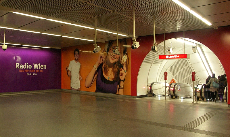 Station Branding - 014