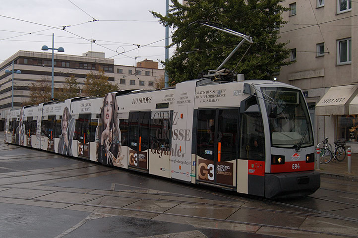 694 (G3 Shopping Resort Gerasdorf) - Bild 02