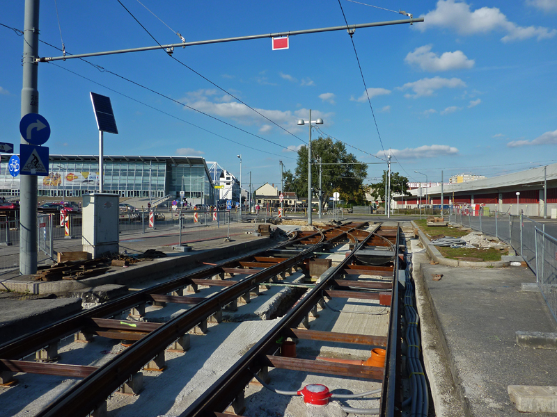 Dr.-Adolf-Schärf-Platz01