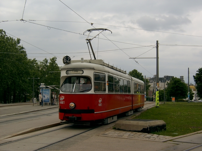 62 4661 E1 2