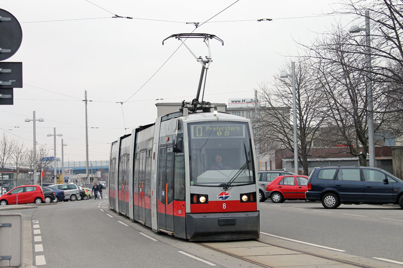 A 8 Linie O, St. Marx