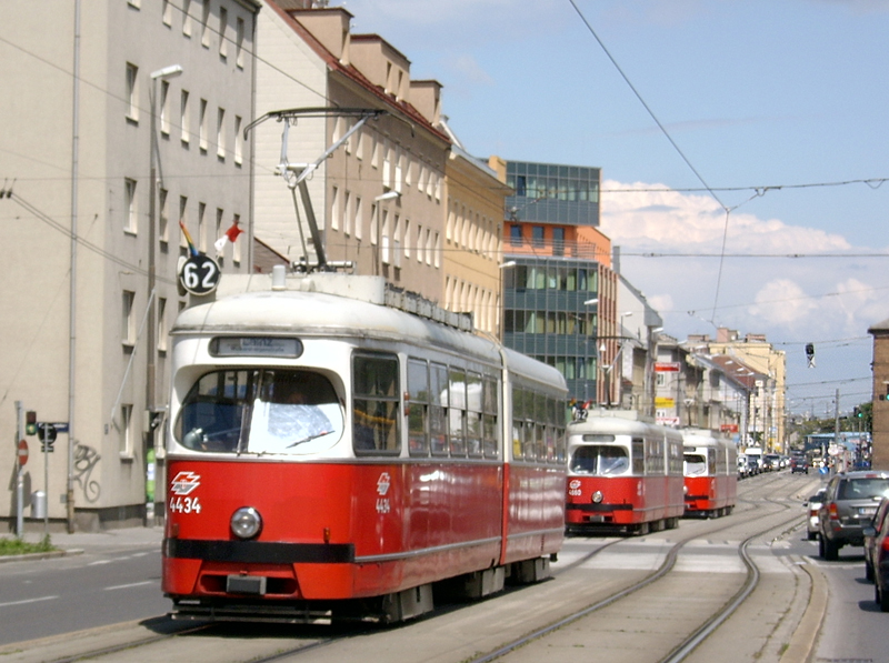62 4434 + E1 + 4423 - unregelmäßige Zugfolge