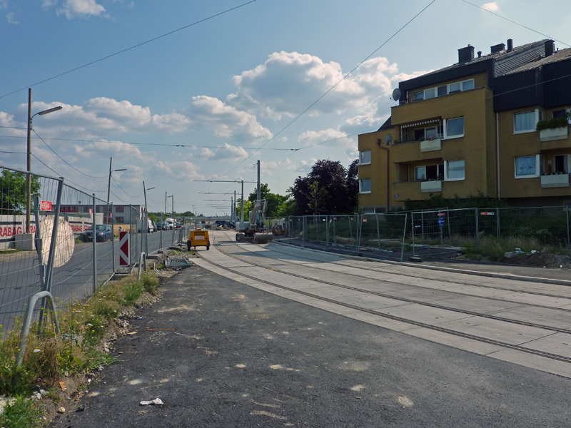 Hausfeldstraße01
