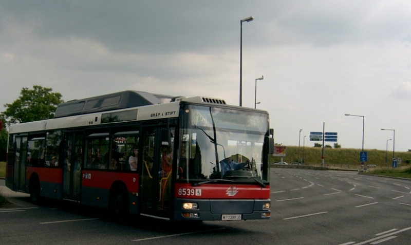 15A 8539