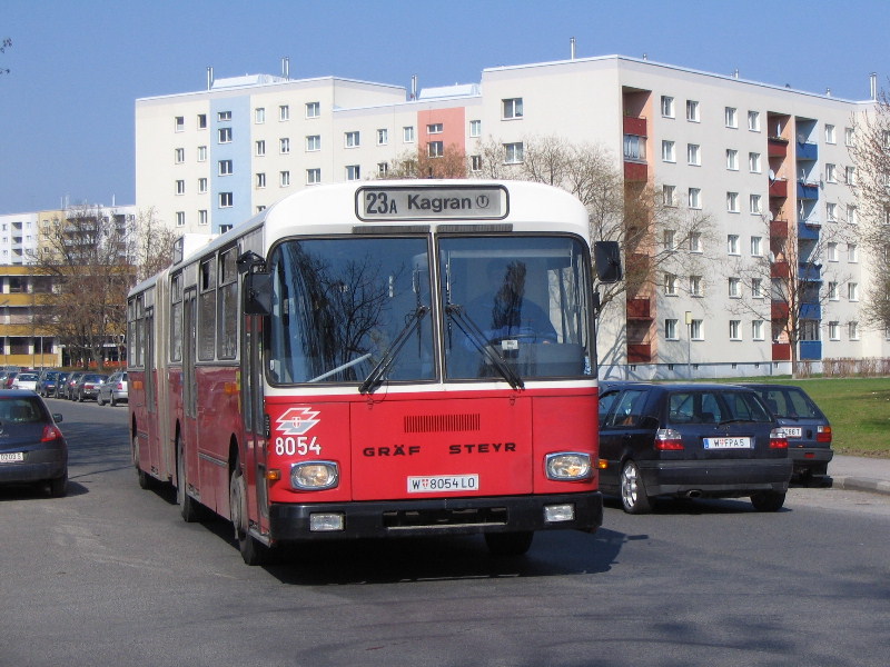 GU240 8054 23A Gladiolenweg 07-04-2006
