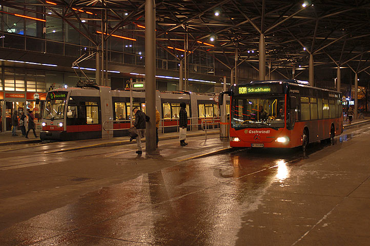 B1 720 (5), 527 (80A)
