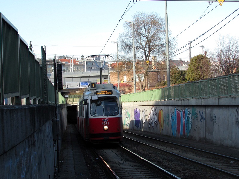 Rampe Matzleinsdorferplatz