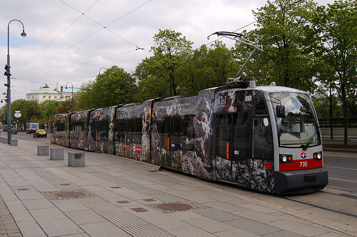 735 (Life Ball) - Bild 03