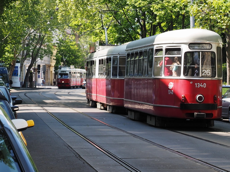 20140430SchlosshoferHossplatz01