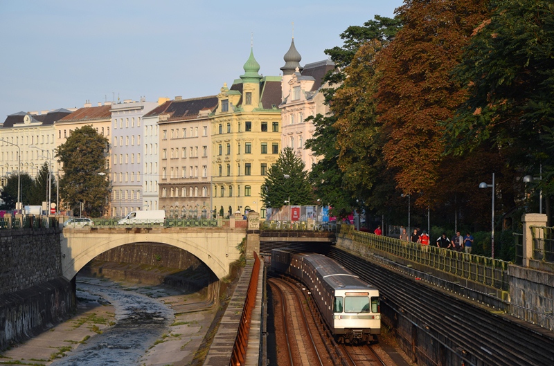 Margaretengürtel, neben dem Wienfluss