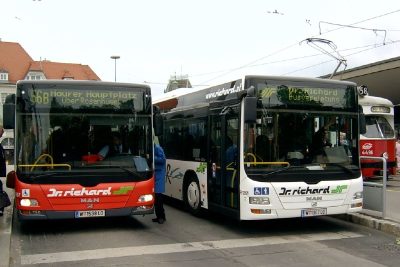 R1557 R1261 58 4496