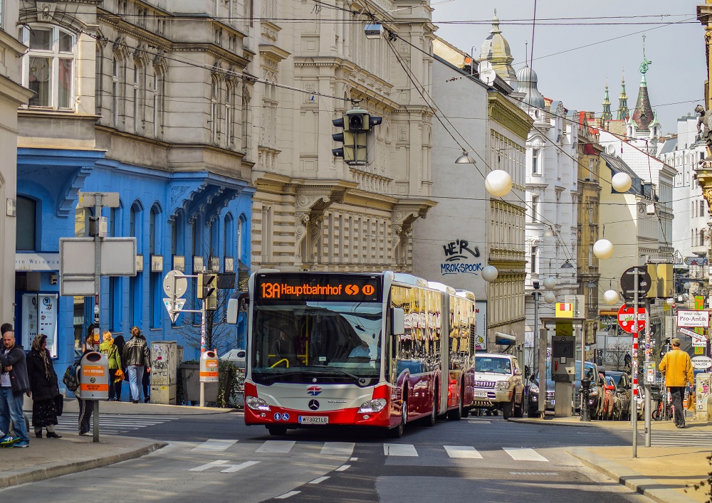 Einsatz von Citaro Gelenkbussen auf Linie 13A