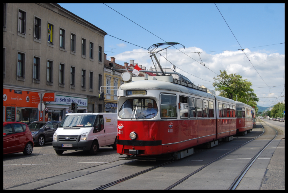 2014-08-05/4811/Fahrschule/Donaustadtstraße