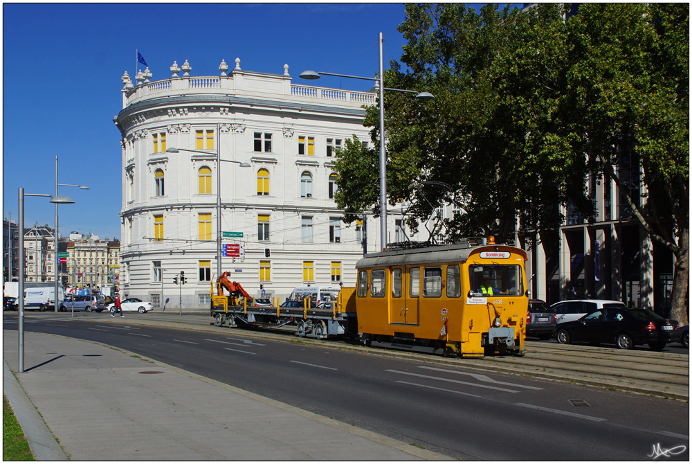 2015-09-22 | LH 6436 + sl2 7435 nahe der Hst. 'Am Heumarkt'