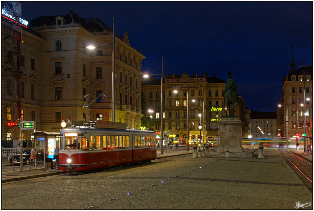 2015-09-23 | 711 am Schwarzenbergplatz