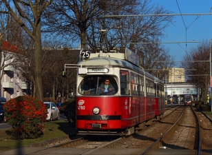 4780, Linie 25, Wagramer Straße