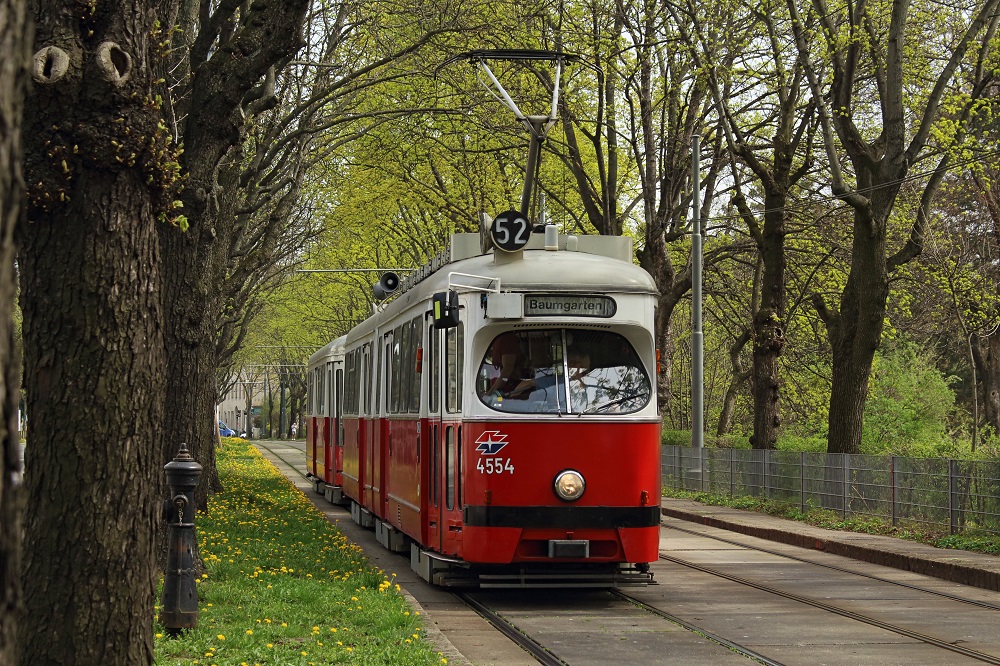 E1 4554, Linie 52, Mariahilfer Straße