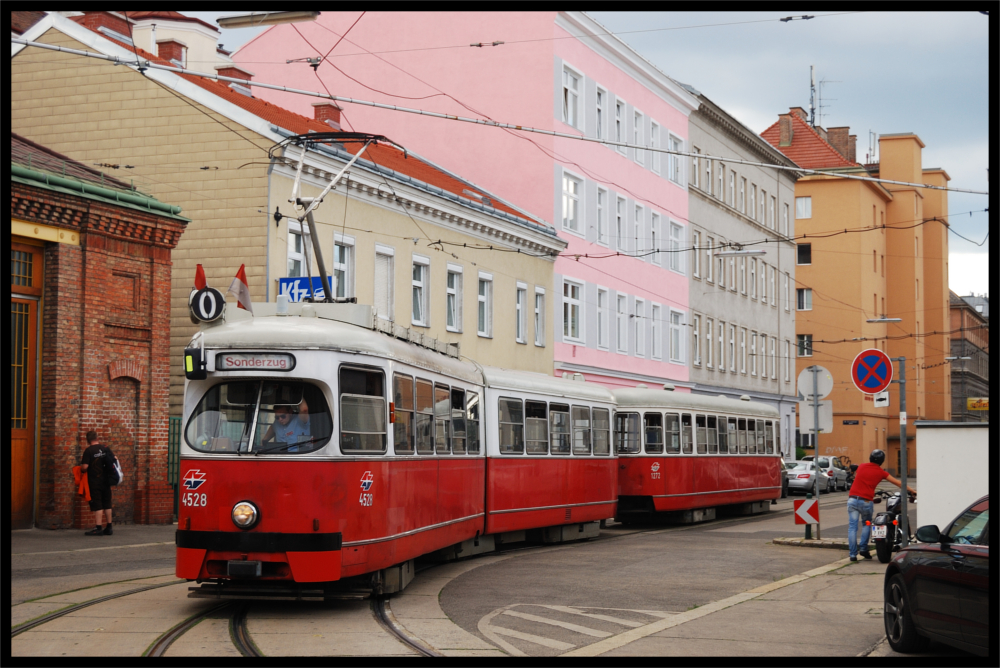 2016-06-03/4528/Straßenbahnlinie O/Betriebsbahnhof Favoriten