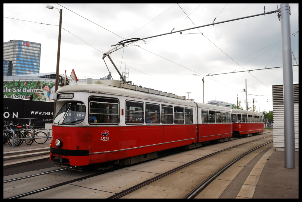 2016-06-03/4528/Straßenbahnlinie O/Südtiroler Platz - Hauptbahnhof