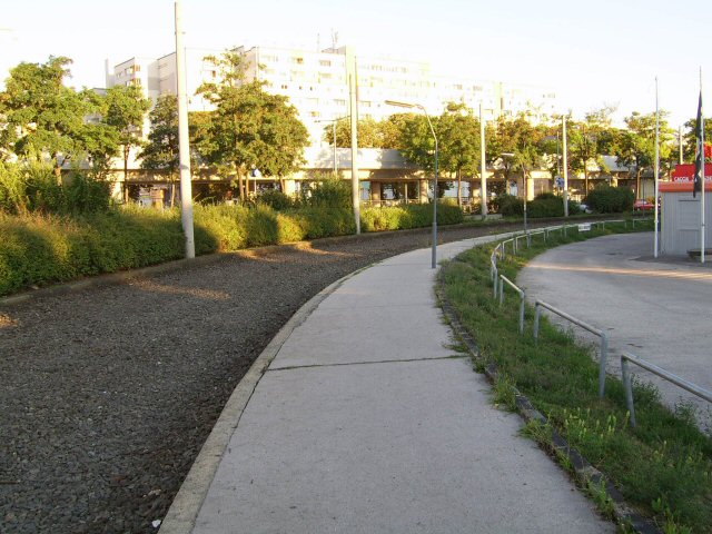 Wagramer Straße 20060815 1 3