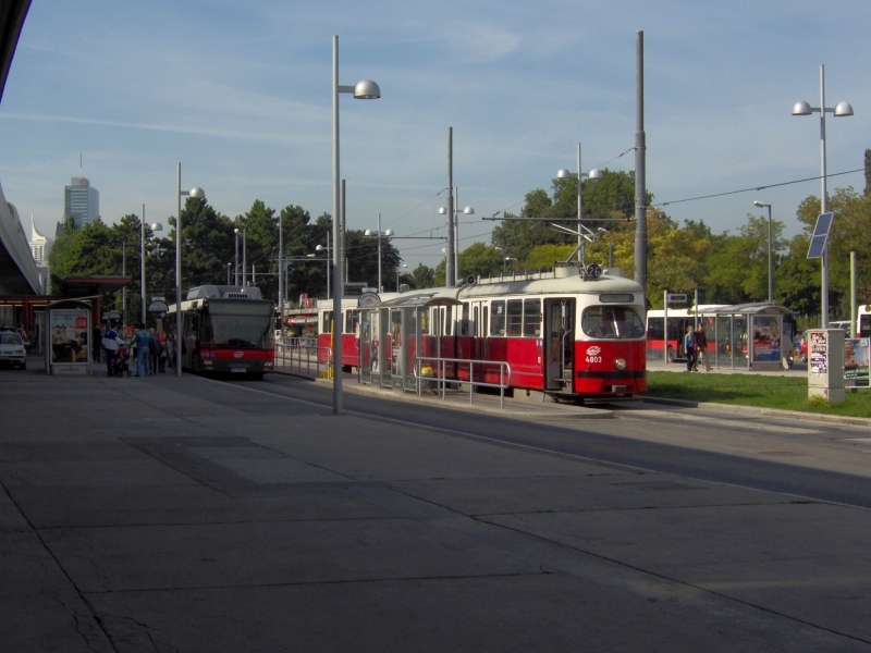 Kagran & Kagraner Platz 4